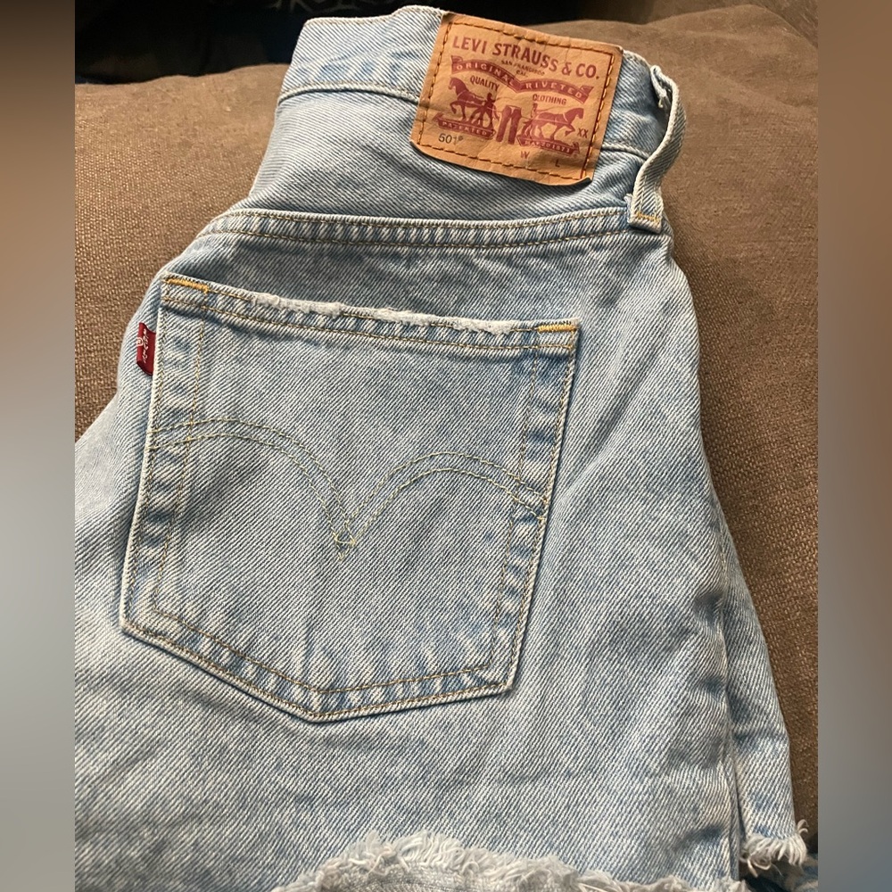 Women’s Levi’s shorts